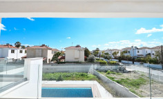 3 bedroom unfurnished villa with swimming pool for sale in Perivolia