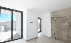 3 bedroom unfurnished villa with swimming pool for sale in Perivolia