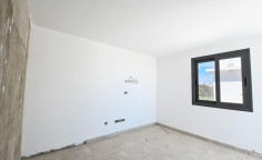 3 bedroom unfurnished villa with swimming pool for sale in Perivolia