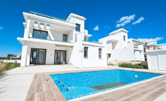 3 bedroom unfurnished villa with swimming pool for sale in Perivolia
