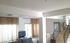 3 bedroom house with swimming pool in Oroklini 3 bedroom house with swimming pool in Oroklini