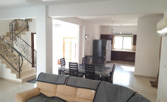 3 bedroom house with swimming pool in Oroklini 3 bedroom house with swimming pool in Oroklini