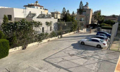 Large 1 bedroom apartment with swimming pool for sale in Germasogeia Tourist Area