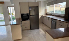 5 bedroom house to rent in Ekali