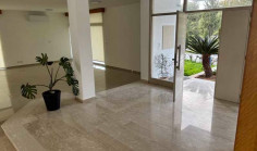 5 bedroom house to rent in Ekali