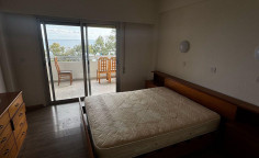 4 bedroom unfurnished apartment with swimming pool to rent in Agios Tychonas