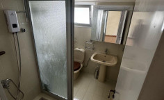 4 bedroom unfurnished apartment with swimming pool to rent in Agios Tychonas
