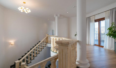 6 bedroom house with swimming pool to rent in Kalogiroi