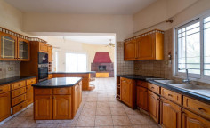 6 bedroom house in Pegeia, Paphos 