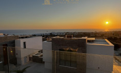 New 3 bedrrom villa - panoramic sea views - Chloraka 