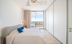 New 3 bedrrom villa - panoramic sea views - Chloraka 