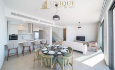 New 3 bedrrom villa - panoramic sea views - Chloraka 