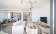 New 3 bedrrom villa - panoramic sea views - Chloraka 