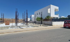 4 bedrooms house for sale in Archangelos