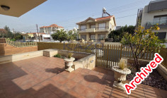 Unfurnished ground floor office with 200m&sup2; in Kapsalos 