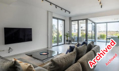 Large 4 bed house for sale in Geri