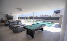 5 bedroom house to rent in Paralimni