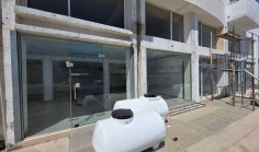 Commercial to rent in Paralimni