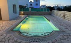 Large 3 bedroom house to rent in Pernera