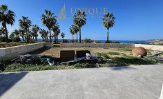 Beachfront villa for sale in Chloraka Paphos next to sandy beach 