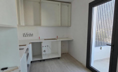 Large 3 bedrooms apartment for sale in Aglantzia