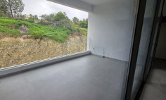 Spacious apartment for sale in Lykabittos