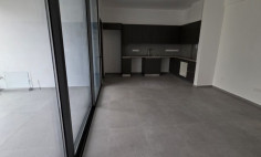 Spacious apartment for sale in Lykabittos