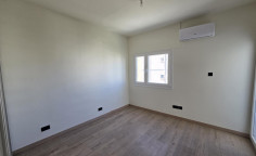 Spacious 3 beds apartment for sale in Acropolis
