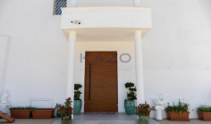 7-bedroom villa on a 6,000m&sup2; estate with pool, gym & football pitch in Parekklisia 