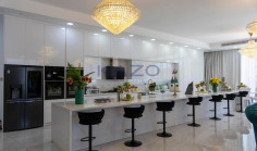Luxury 7-bedroom villa on 6,000m&sup2; plot with pool, gym & football pitch in Parekklisia 