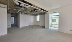 Large 4 bedroom apartment for sale in Engomi