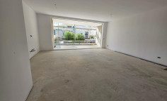 Spacious 4 bedroom apartment for sale in Engomi