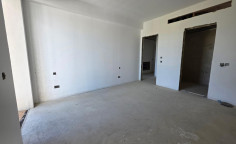 Spacious 4 bedroom apartment for sale in Engomi