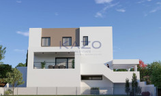 Elegant villa with large plot in leafy Palodeia 