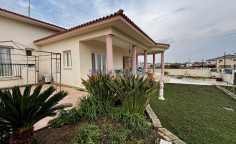3 bedroom bungallow, for sale 