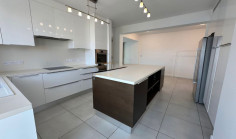 3 beds apartment to rent in Engomi
