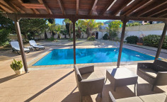 4 beds house for sale in Paralimni