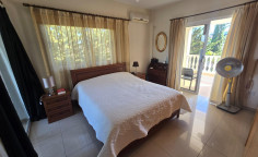 4 beds house for sale in Paralimni