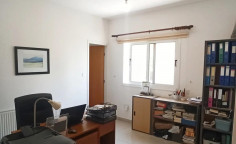 4 beds house for sale in Paralimni