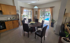 4 beds house for sale in Paralimni