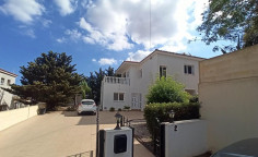 4 beds house for sale in Paralimni