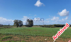 Large 4014 m2 field for sale in Peristerona , Nicosia