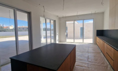 Spacious 5 bedrooms house for sale in Strovolos Spacious 5 bedrooms house for sale in Strovolos