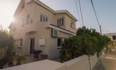 Large 4 bedroom house to rent in Engomi
