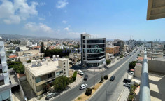 4 bedroom penthouse 227m2 for sale Mesa Geitonia Limassol 