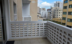 4 bedroom apartment for sale in Agioi Omologites