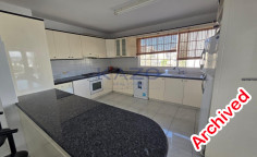 Spacious four bedroom top floor apartment Neapolis 