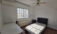 Spacious four bedroom top floor apartment Neapolis Spacious four bedroom top floor apartment Neapolis