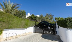 6 bedroom detached villa for sale & for rent in Agios Tychonas, Limassol 