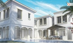 Large 6 bedroom house with swimming pool for sale in Larnaca